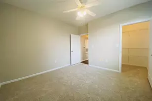 12929 Centre Park Cir, Herndon, VA 20171 - Photo 28