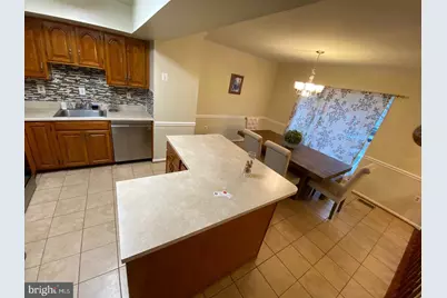 6458 Autumn Glen Court, Alexandria, VA 22312 - Photo 4