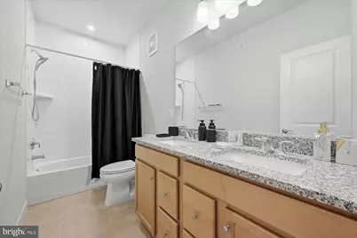 13506 Innovation Station Loop #2B, Herndon, VA 20171 - Photo 12