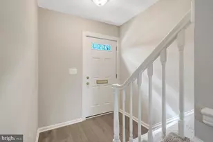 8326 Darlington St, Springfield, VA 22152 - Photo 4