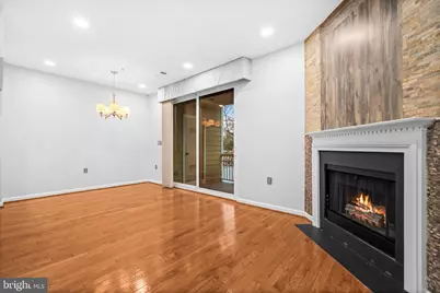 2111 Highcourt Lane #201, Herndon, VA 20170 - Photo 4