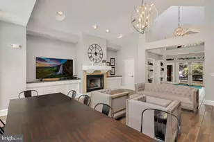 2111 Highcourt Ln, Herndon, VA 20170 - Photo 6