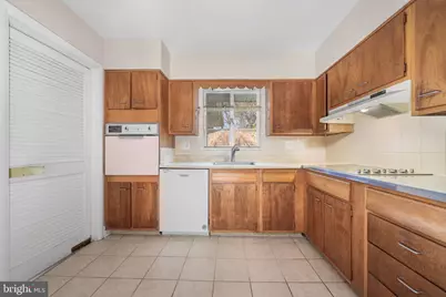 1806 Lansing Court, McLean, VA 22101 - Photo 18