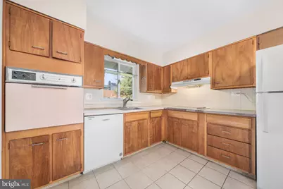 1806 Lansing Court, McLean, VA 22101 - Photo 16
