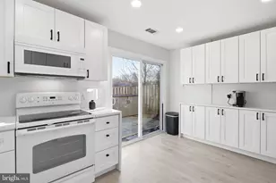 5981 First Lndg Wy, Burke, VA 22015 - Photo 14