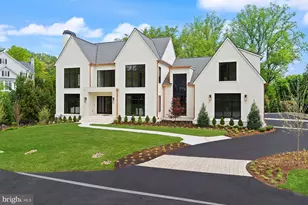 6811 Wemberly Way, McLean, VA 22101 - Photo 2
