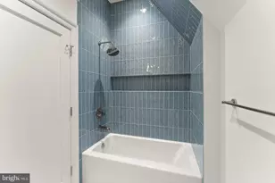6811 Wemberly Way, McLean, VA 22101 - Photo 46