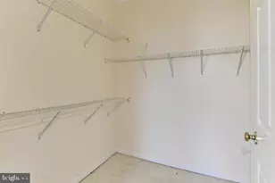 11314 Westbrook Mill Ln, Fairfax, VA 22030 - Photo 8