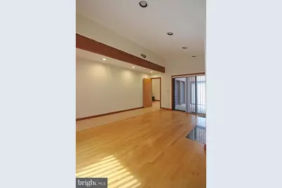 6872 Melrose Drive, McLean, VA 22101 - Photo 4