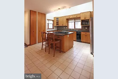 6872 Melrose Drive, McLean, VA 22101 - Photo 6