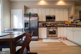 11443 Fogarty Ct, Fairfax, VA 22030 - Photo 6