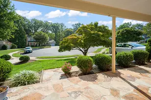 4302 Dahill Pl, Alexandria, VA 22312 - Photo 4