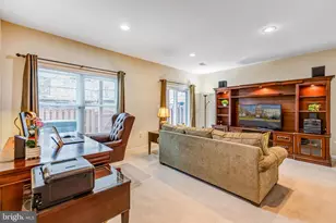 6618 Hunter Creek Ln, Alexandria, VA 22315 - Photo 36