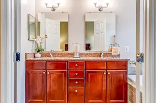 6618 Hunter Creek Ln, Alexandria, VA 22315 - Photo 32