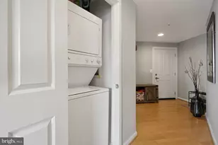 4480 Market Commons Dr, Fairfax, VA 22033 - Photo 26