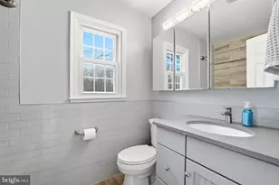 3214 Dominy Ct, Oakton, VA 22124 - Photo 22