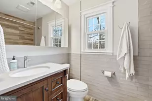 3214 Dominy Ct, Oakton, VA 22124 - Photo 18