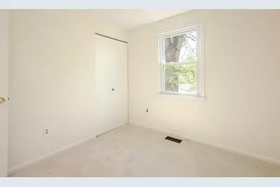 2658 Fanieul Hall Court, Herndon, VA 20171 - Photo 8