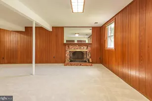 2658 Fanieul Hall Ct, Herndon, VA 20171 - Photo 16