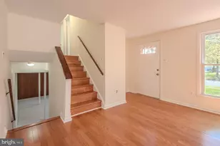 2658 Fanieul Hall Ct, Herndon, VA 20171 - Photo 18