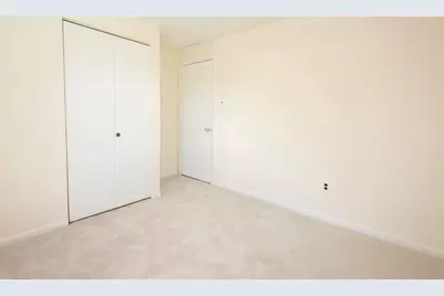 2658 Fanieul Hall Court, Herndon, VA 20171 - Photo 10