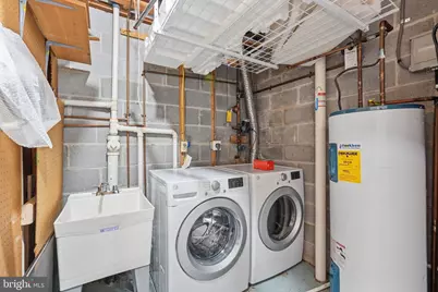 11825 Coopers Court, Reston, VA 20191 - Photo 18