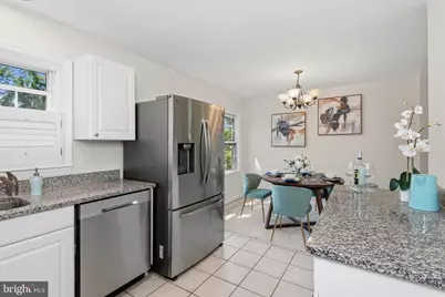 14843 Leicester Court, Centreville, VA 20120 - Photo 14