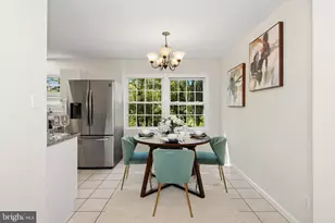 14843 Leicester Ct, Centreville, VA 20120 - Photo 4