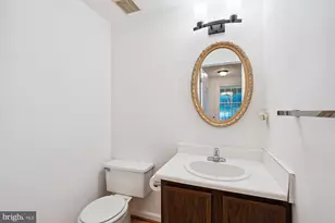 10921 Harpers Square Ct, Reston, VA 20191 - Photo 6