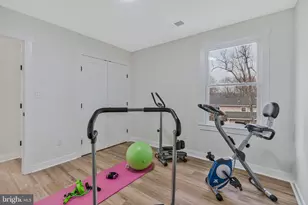 656 Stuart Ct, Herndon, VA 20170 - Photo 38