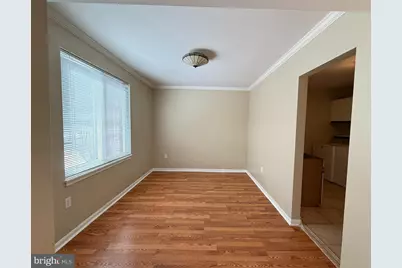 9733 Kings Crown Court #102, Fairfax, VA 22031 - Photo 4