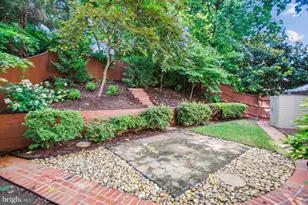 6808 Stoneybrooke Ln, Alexandria, VA 22306 - Photo 30