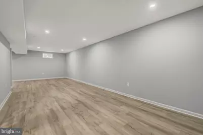 2067 Woodford Road, Vienna, VA 22182 - Photo 52