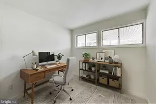 7402 Inzer St, Springfield, VA 22151 - Photo 18