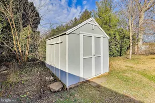 7402 Inzer St, Springfield, VA 22151 - Photo 32