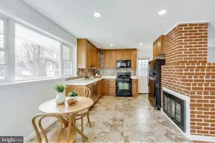 7402 Inzer St, Springfield, VA 22151 - Photo 6