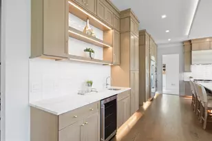 616 Gibson Cir SW, Vienna, VA 22180 - Photo 6