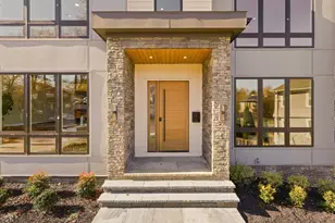 616 Gibson Cir SW, Vienna, VA 22180 - Photo 4