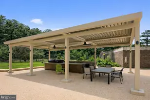 1800 Old Meadow Rd, McLean, VA 22102 - Photo 14