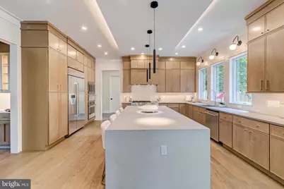 506 Kingsley Road SW, Vienna, VA 22180 - Photo 12