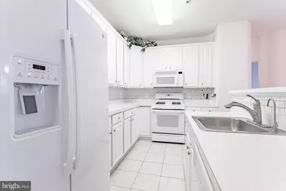 11575 Cavalier Landing Court #301, Fairfax, VA 22030 - Photo 16