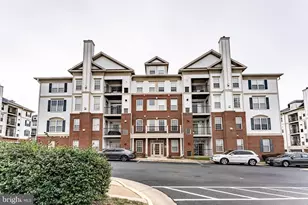 11575 Cavalier Landing Ct, Fairfax, VA 22030 - Photo 2