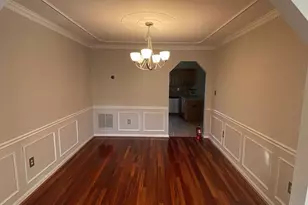 7304 Mallory Cir, Alexandria, VA 22315 - Photo 4