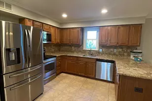 7304 Mallory Cir, Alexandria, VA 22315 - Photo 10