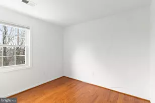 6129 Franconia Station Ln, Alexandria, VA 22310 - Photo 32