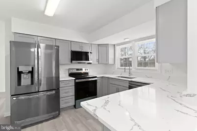 6129 Franconia Station Lane, Alexandria, VA 22310 - Photo 8