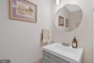 3170 Ellenwood Dr, Fairfax, VA 22031 - Photo 20