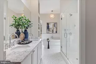 945 Hickory Run Ln, Great Falls, VA 22066 - Photo 36