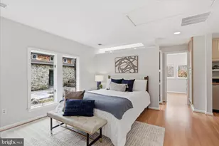 945 Hickory Run Ln, Great Falls, VA 22066 - Photo 54