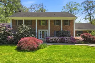 5605 Smoke Rise Ln, Fairfax Station, VA 22039 - Photo 2